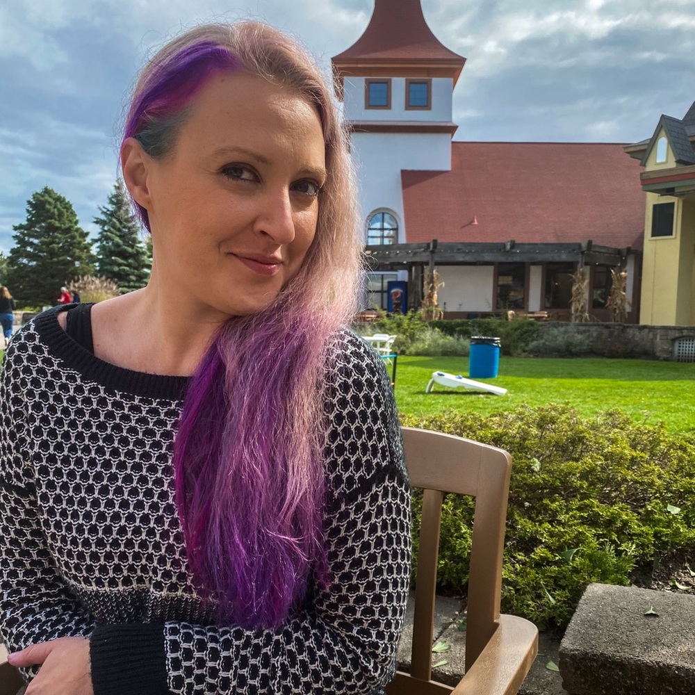 Meet your Posher, Amber